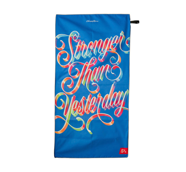 Toalla Estampada Chisko Romo STRONGER THAN YESTERDAY